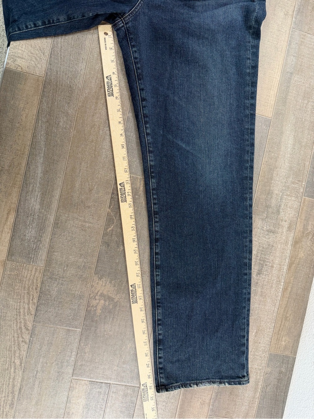 NEW AG Alexxis Straight High Rise Denim - Picture 11 of 14